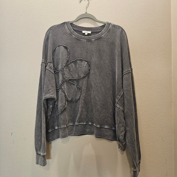 Easel Tops - Easel Boho Flower Patch Pullover Acid Wash Oversized Long Sleeve Top Size M